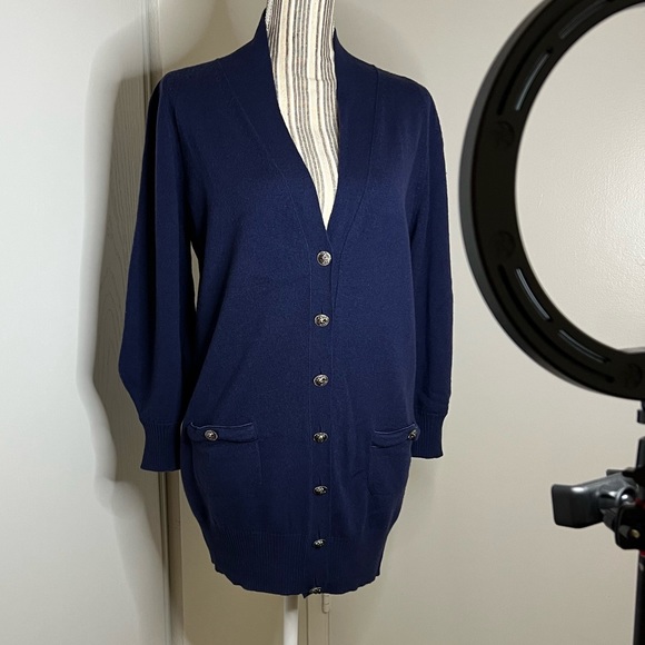 CHANEL Vintage Oversized Cardigan EUC - Picture 6 of 16